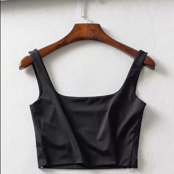 Black Classy Crop top / Short sleeves tank top - Picture 1 of 6